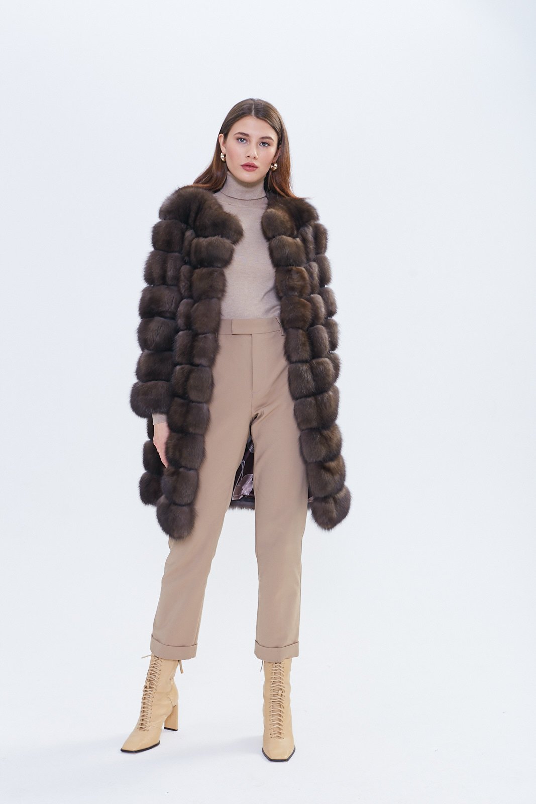 Russian Barguzin Sable Fur Coat – Luxury Mid-Length Designer Coat - Image 9