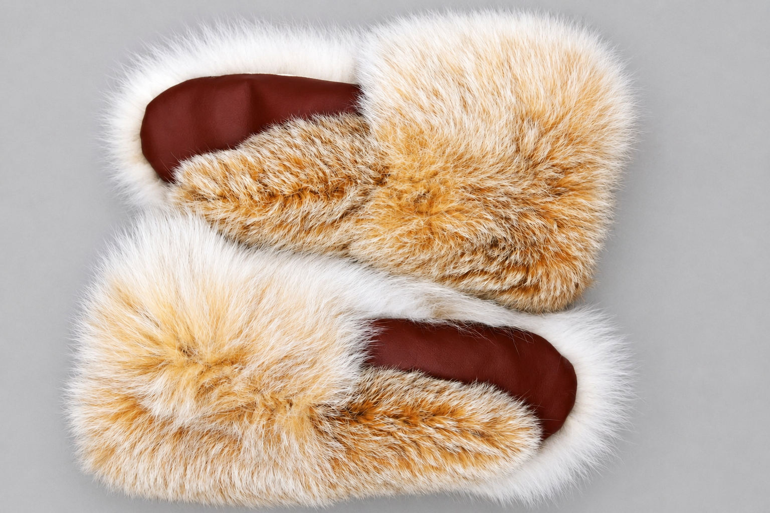 Long Extreme Cold Lynx Fur Mittens with Leather Palms - Image 4