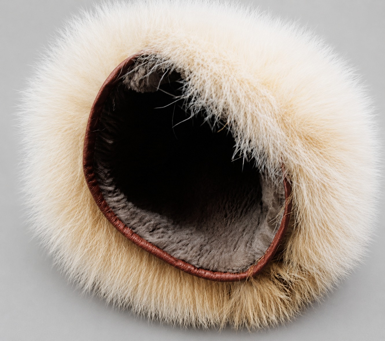 Long Extreme Cold Lynx Fur Mittens with Leather Palms - Image 6