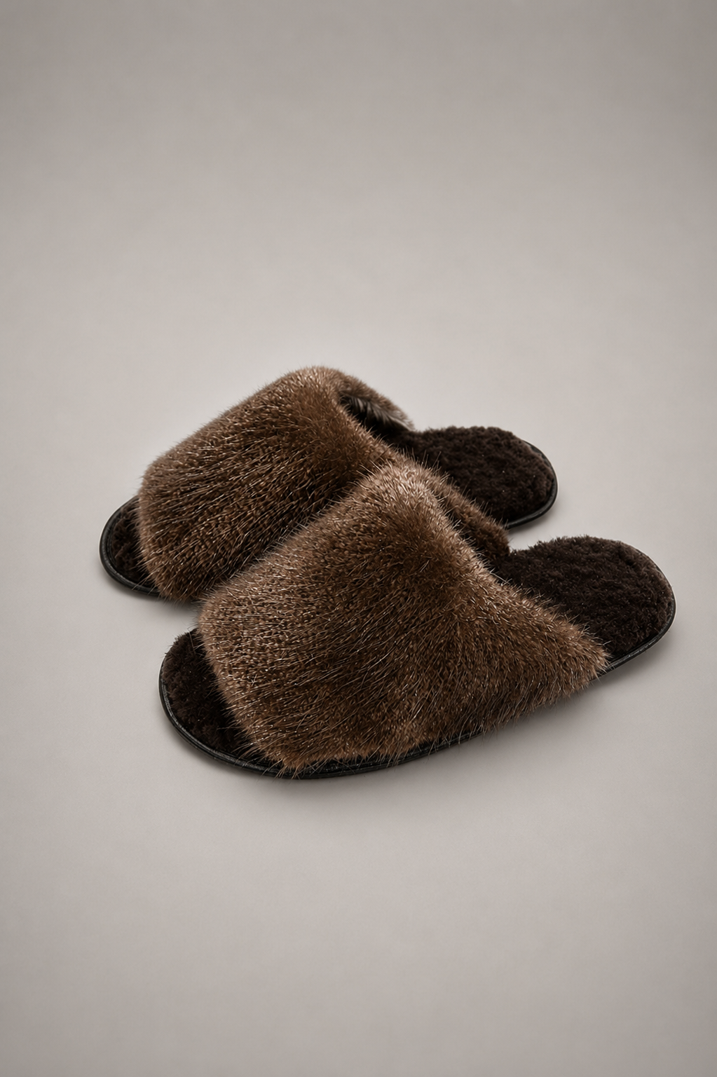Handmade natural beaver fur slippers with genuine sheepskin insole - luxury home slippers by Royal Furs